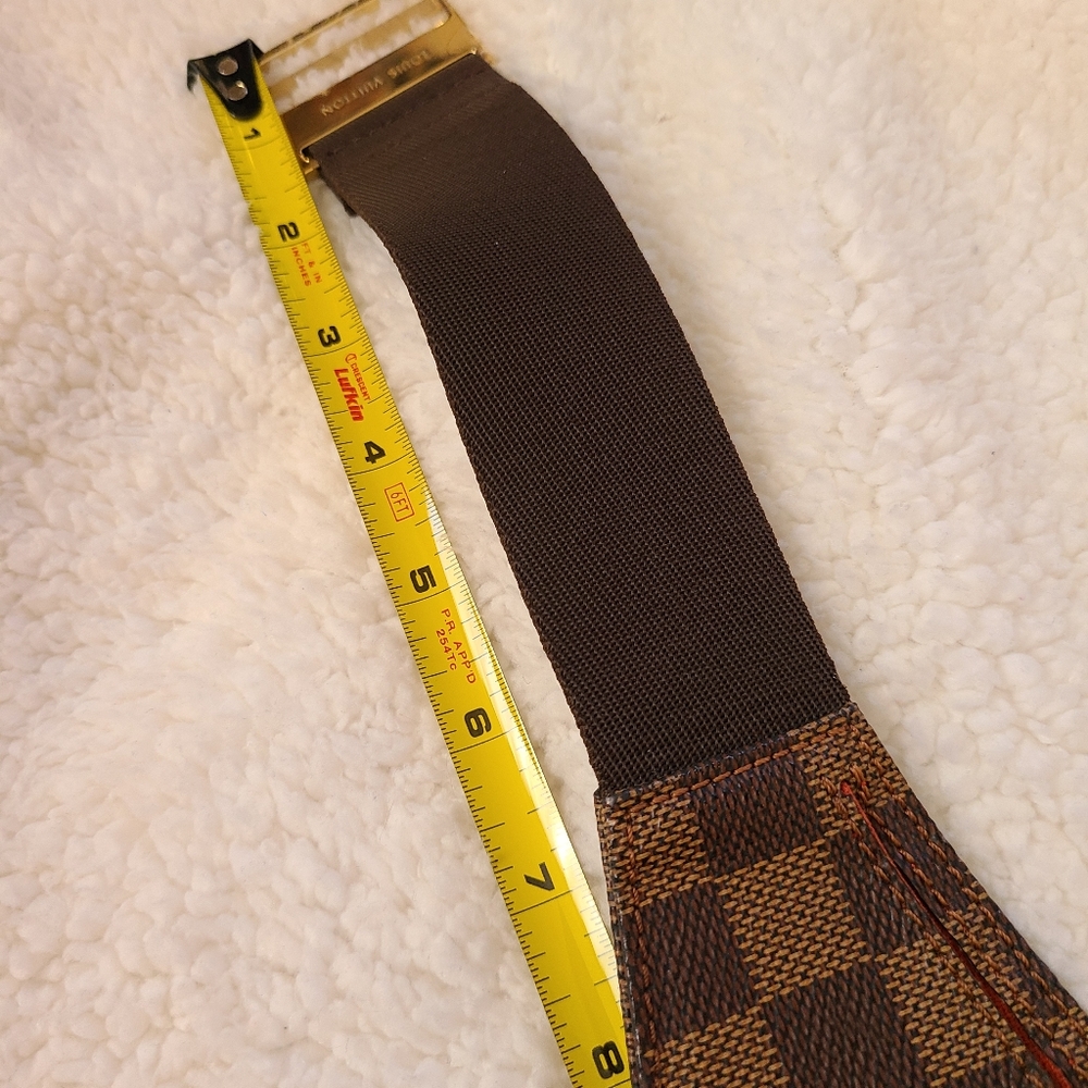 💖💗🔥 SO HOT!!! LOUIS VUITTON GERONIMOS BUM BAG! MINT CONDITION! Merry Xmas! - Picture 15 of 16